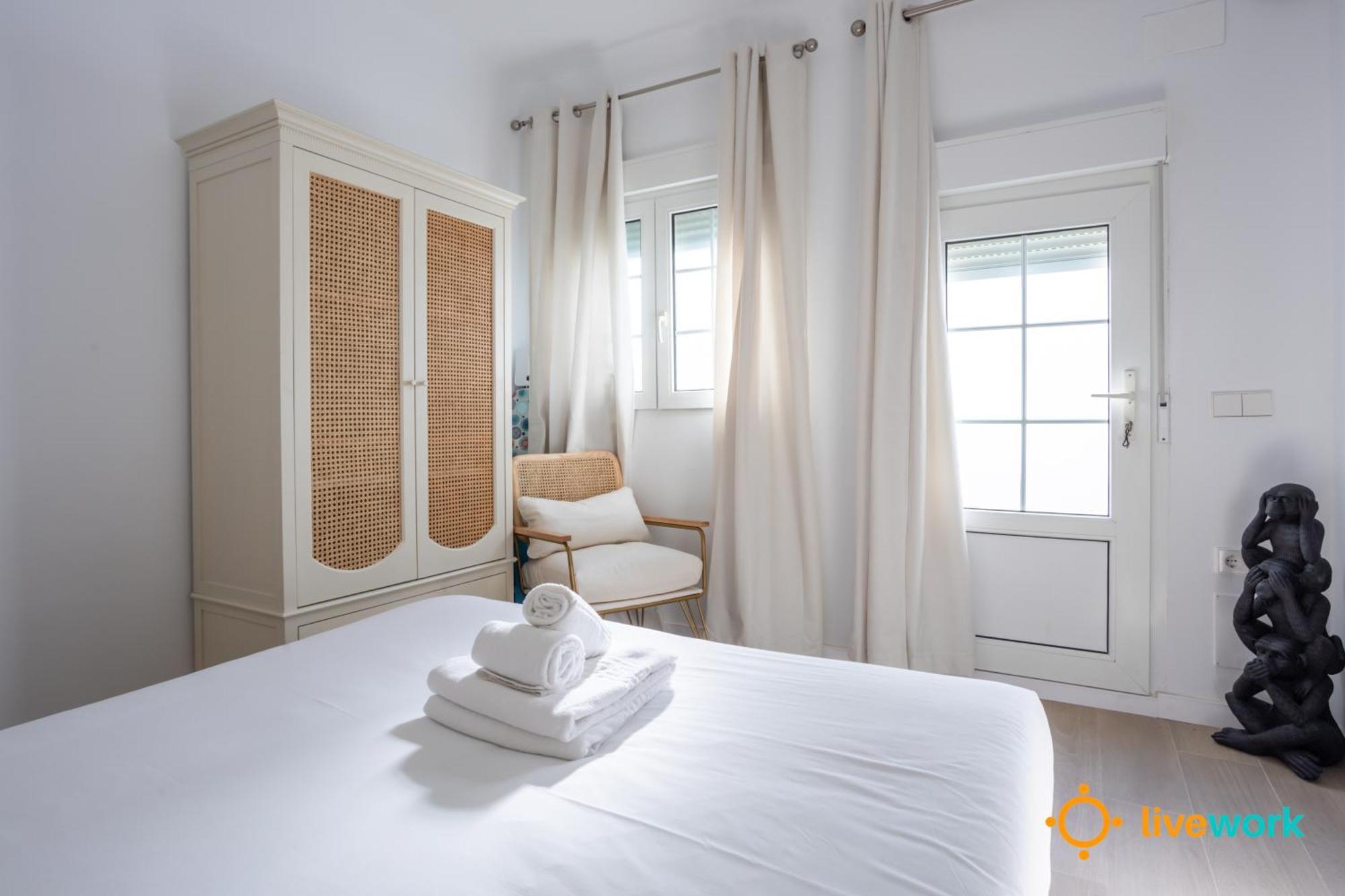 Terrace By Livework Apartament *